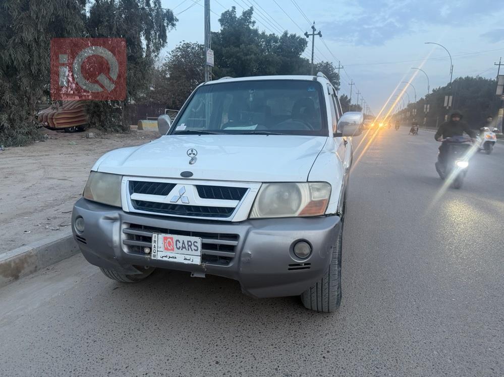 ميتسوبيشي باجيرو